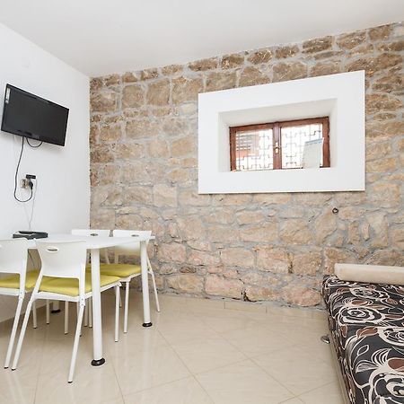 Rooms Pama Split Luaran gambar