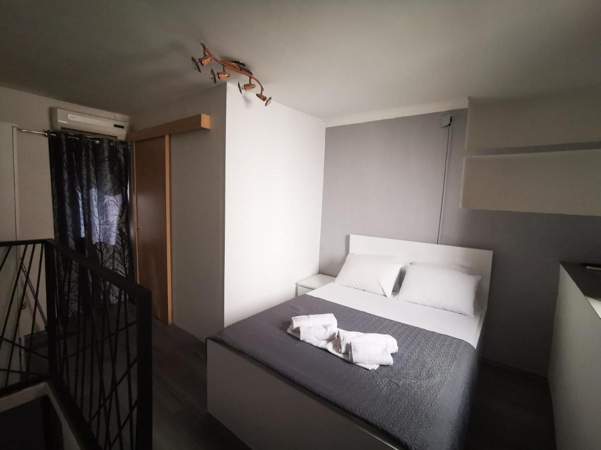 Rooms Pama Split Luaran gambar