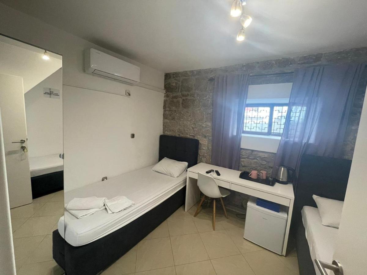 Rooms Pama Split Luaran gambar
