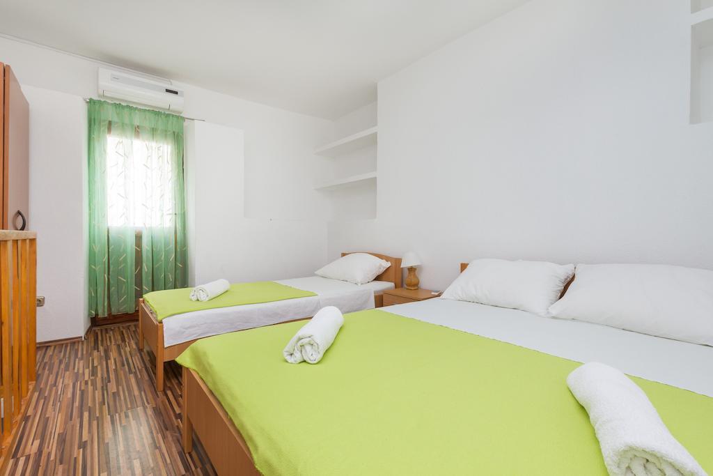 Rooms Pama Split Luaran gambar